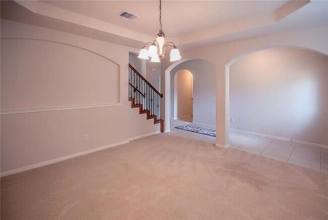 Building Photo - 8911 Willow Wind Ln