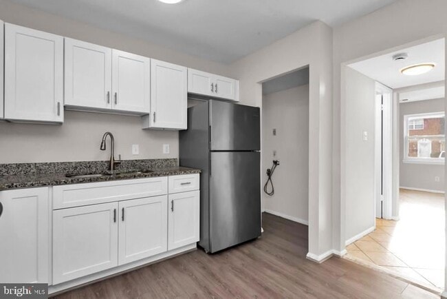 Building Photo - 45 Heritage Ct