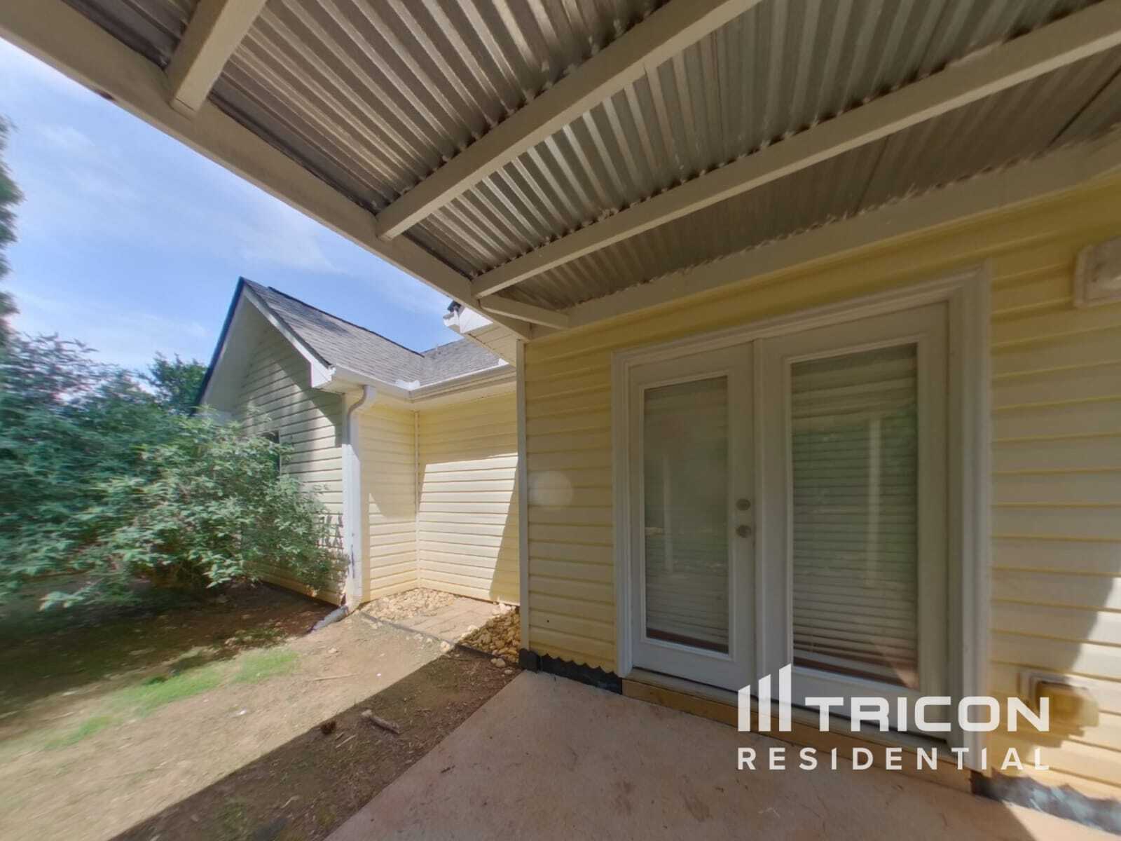 Building Photo - 170 Oak Hill Dr