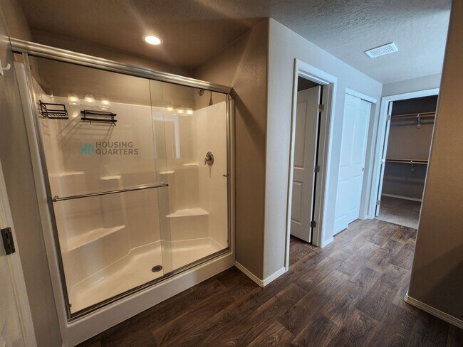 Building Photo - 209 S Lawson St