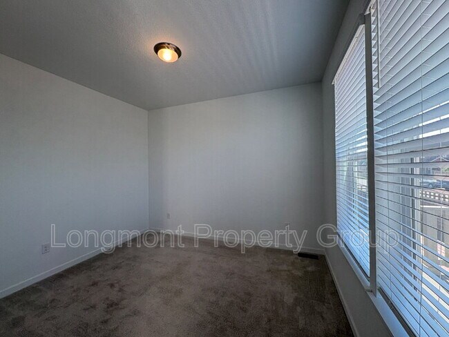 Building Photo - 1648 Drake Aly