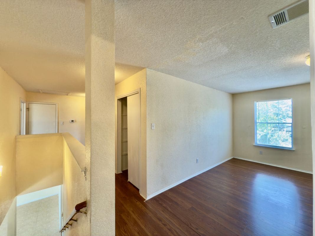 Building Photo - 17125 Dashwood Creek Dr