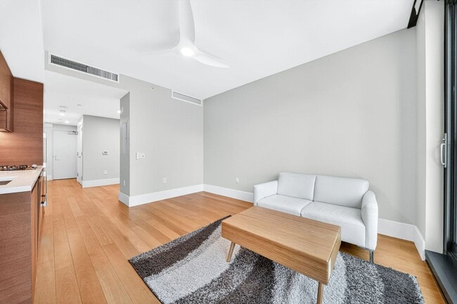 Building Photo - Anaha #511
