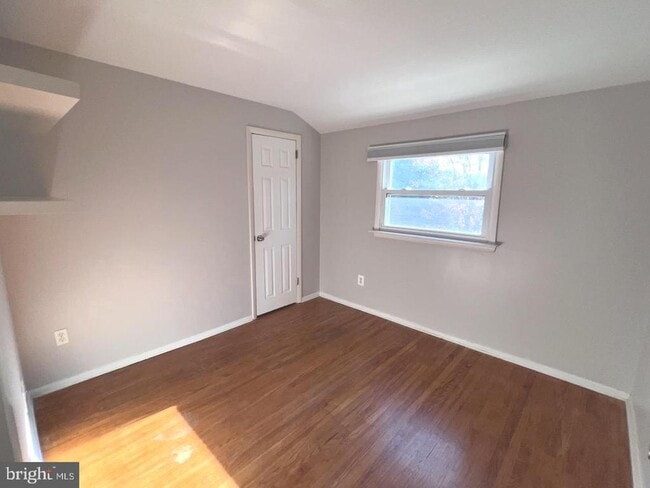 Building Photo - 918 Rockwell Rd