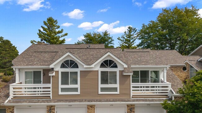Primary Photo - 1263 Ranchview Ct