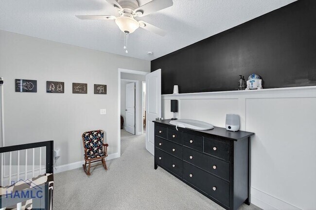 Building Photo - 245 Alcott Cir