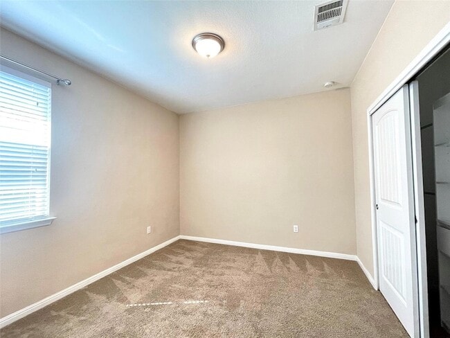 Building Photo - 16412 Vescovo Ln