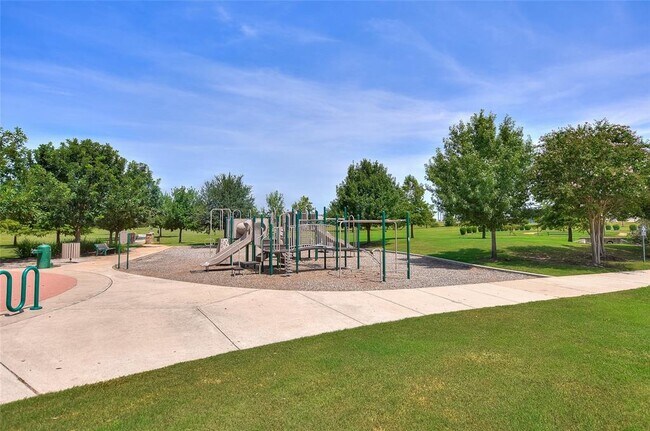 Building Photo - 2311 Dillon Pond Ln