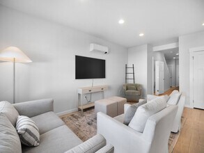 Building Photo - 3-Bedroom Home with Private Garage and Fen...