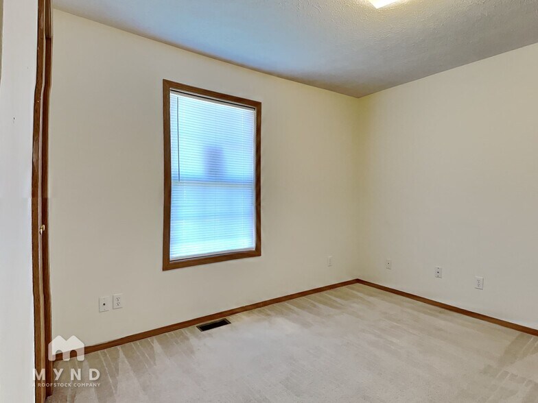 Building Photo - 1719 Windmill Way