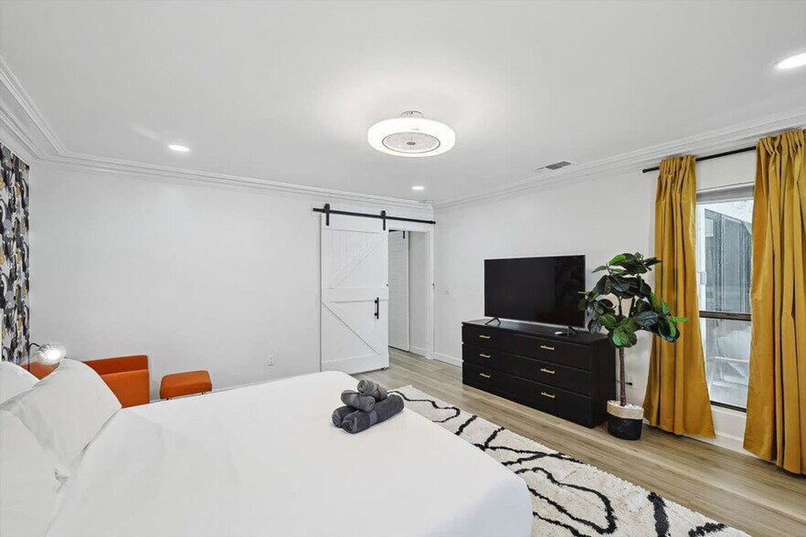 Building Photo - 3705 Trilogy Dr