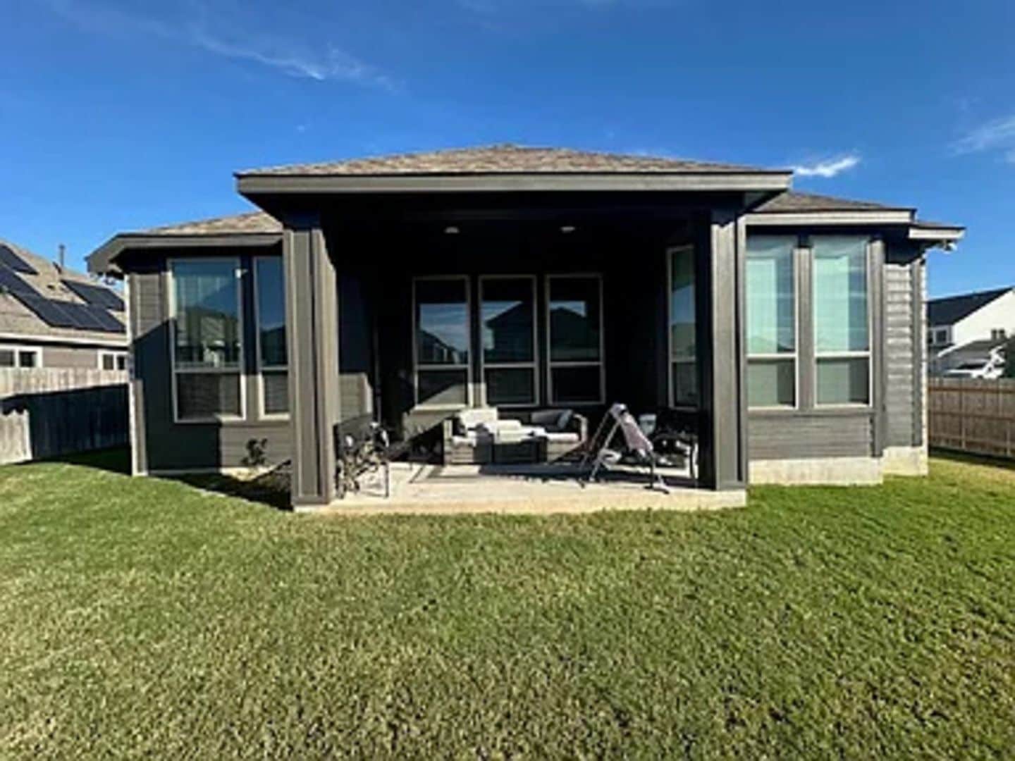 Building Photo - 1007 Simmental Loop