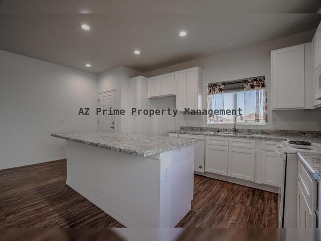 Building Photo - 8477 W Concordia Dr