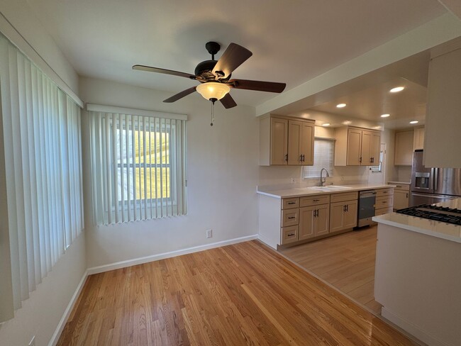 Building Photo - Adorable Open Plan  3BD 2BA Home in West Torrance With A/C