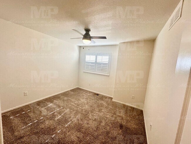 Building Photo - 2685 Emerald St