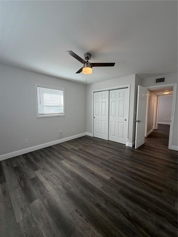 Building Photo - 320 W Howry Ave