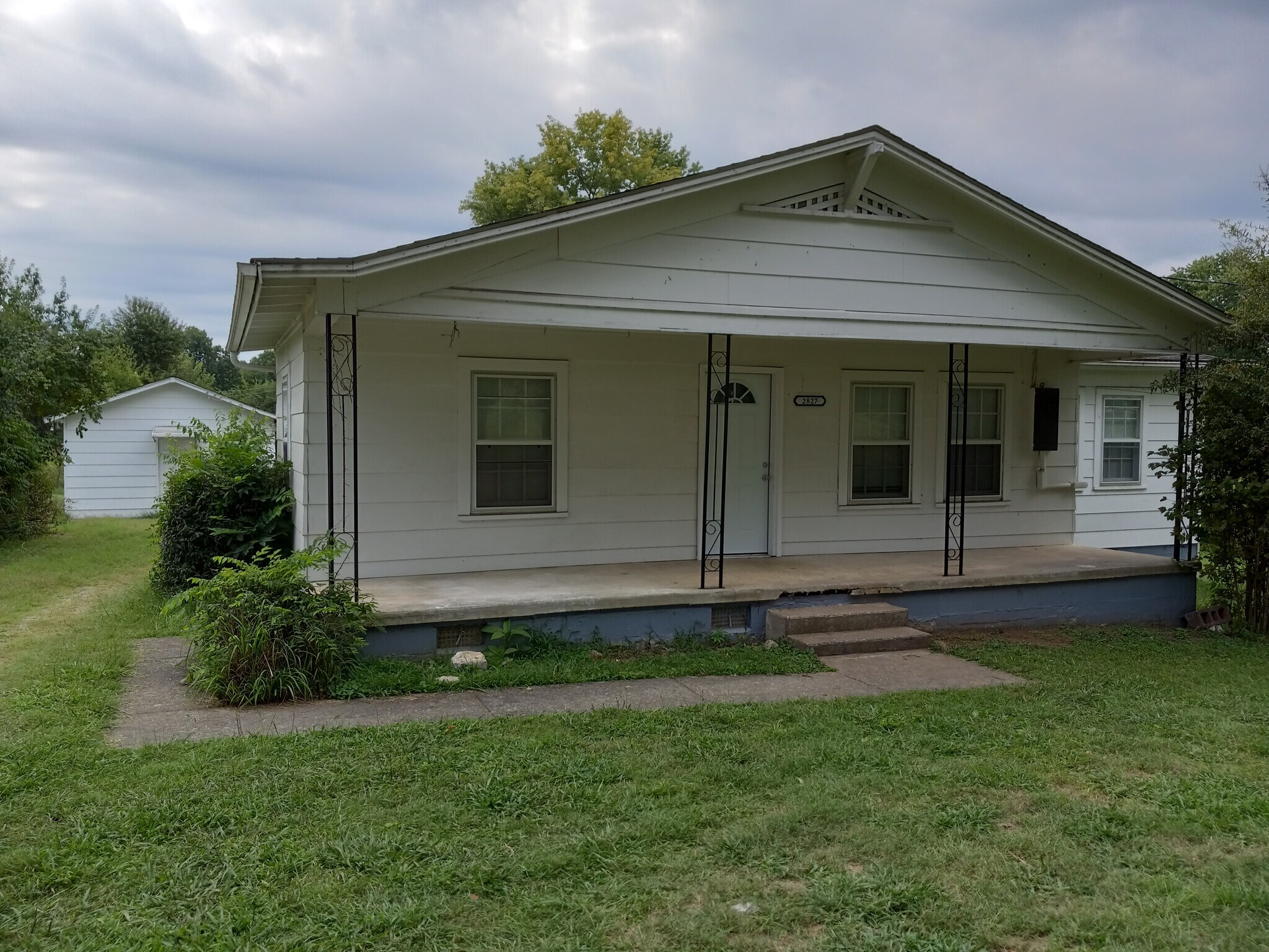 Building Photo - 2827 Wilkinson Pike