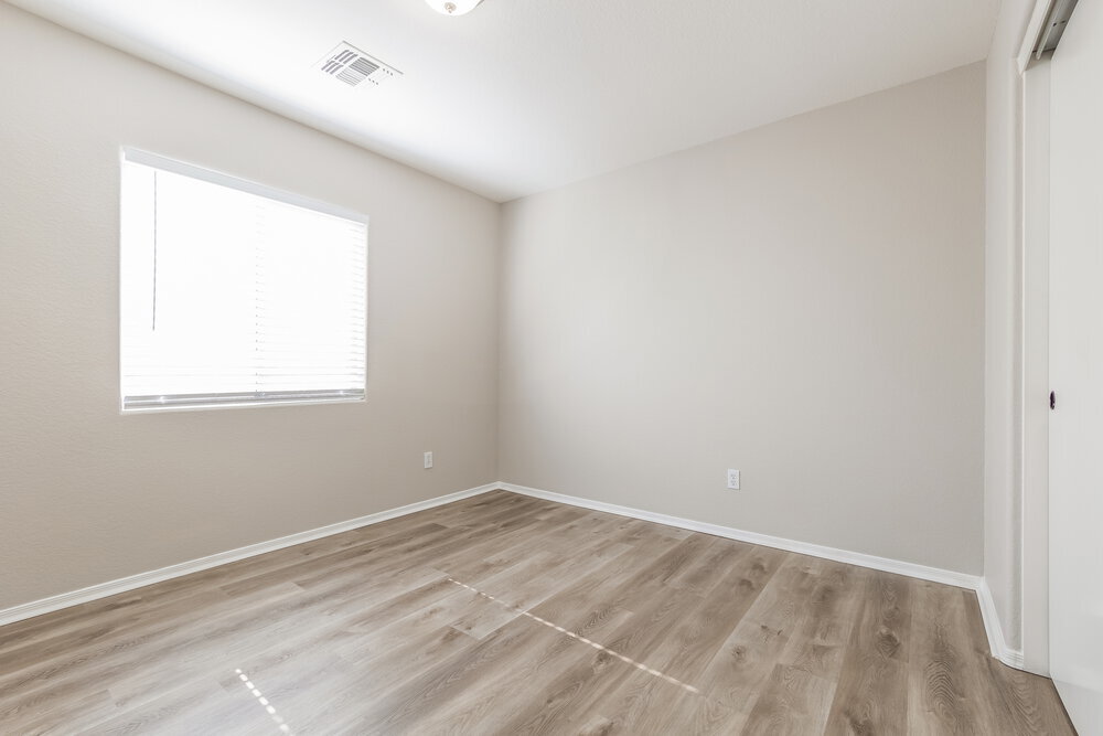 Building Photo - 3834 E Longhorn Dr