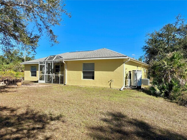 Building Photo - 225 Santa Fe St