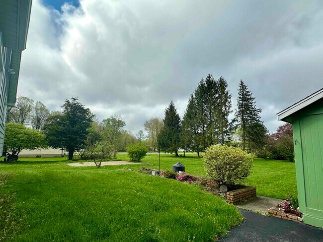 Building Photo - 11137 Williamson Rd