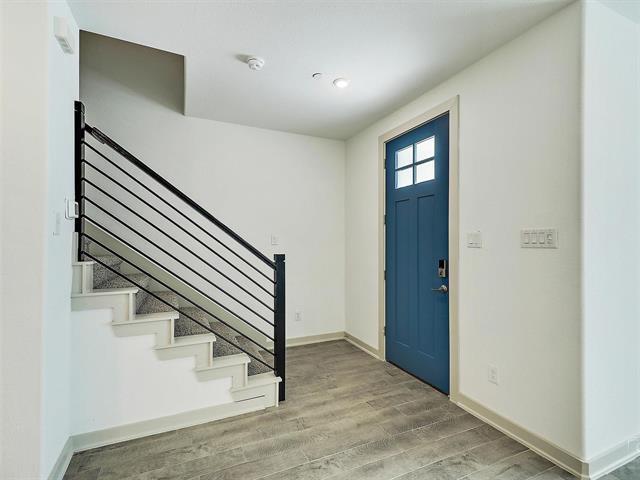 Building Photo - 563 Eiseley Dr