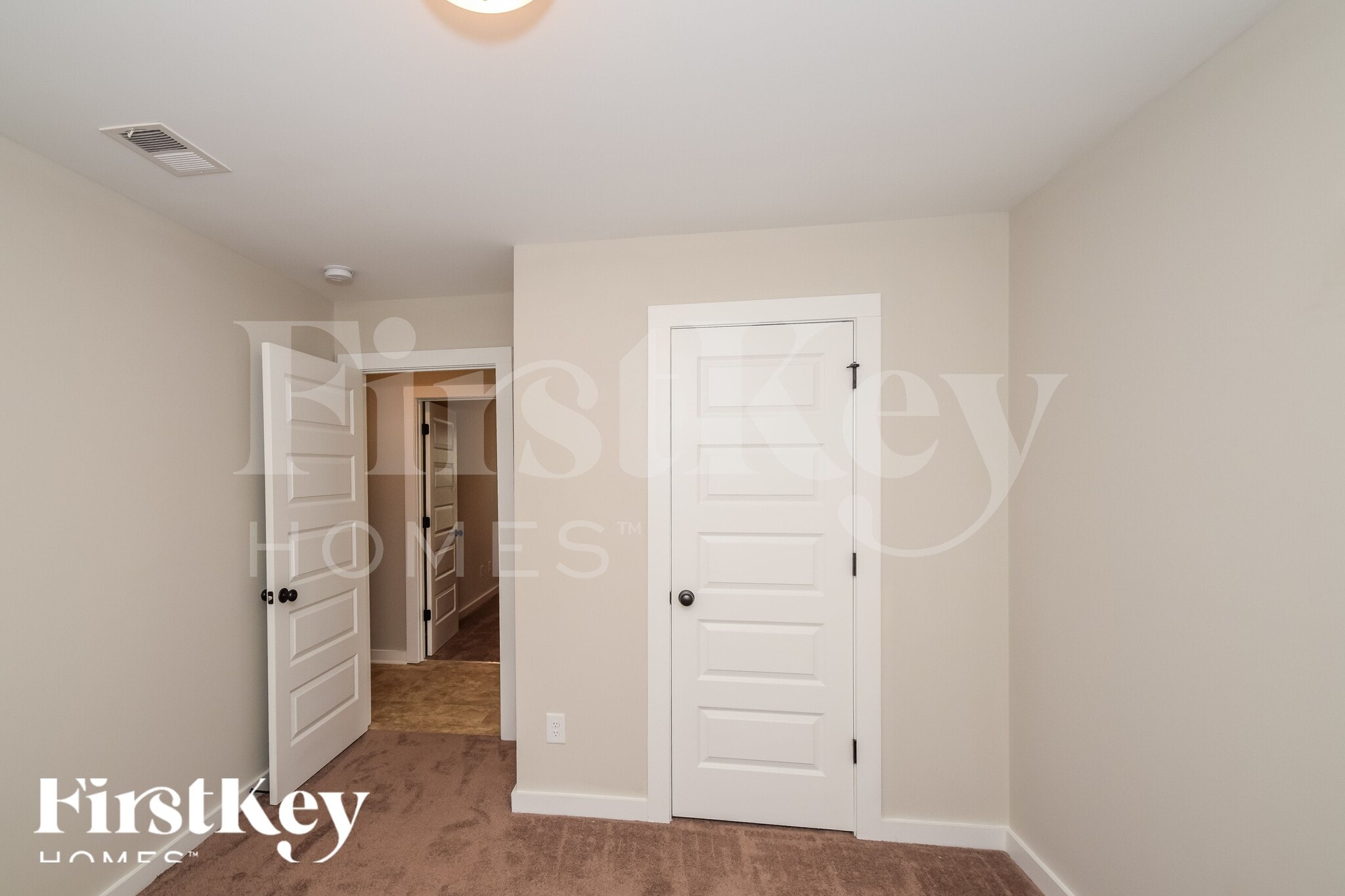 Building Photo - 155 Deer Creek Dr