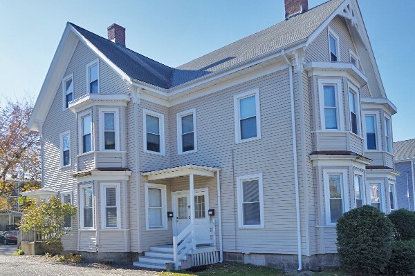 Building Photo - 23 Maple St