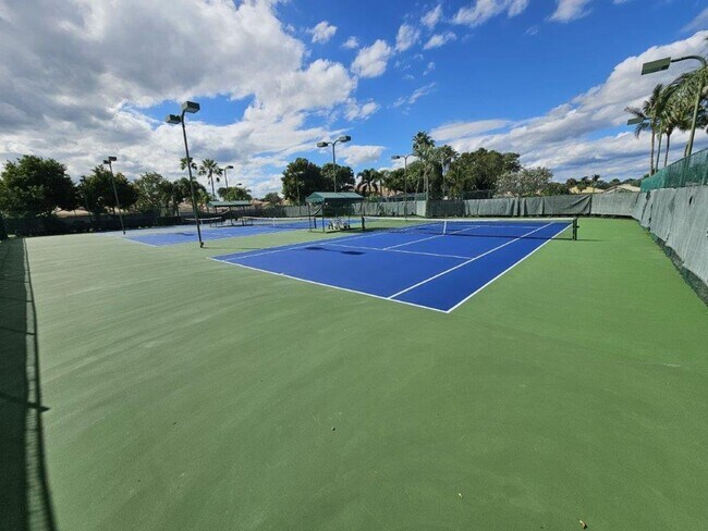 Building Photo - 2345 Spanish Wells