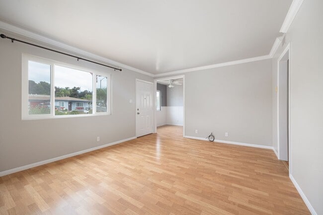 Building Photo - Quaint and Quiet 2-Bedroom 55+ Home with G...