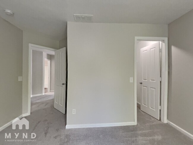 Building Photo - 8042 Loveridge Drive