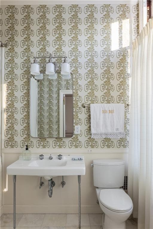 Building Photo - 115 Narragansett Ave