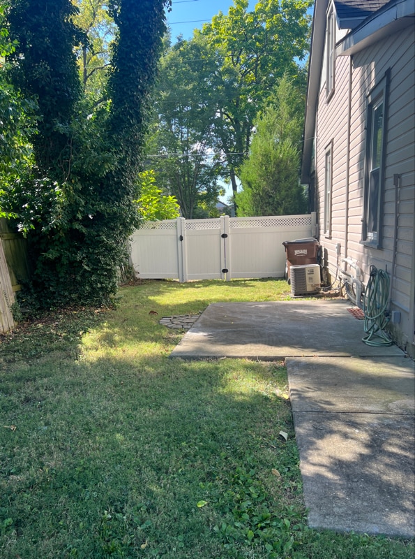 Building Photo - 502 Wirtz Way