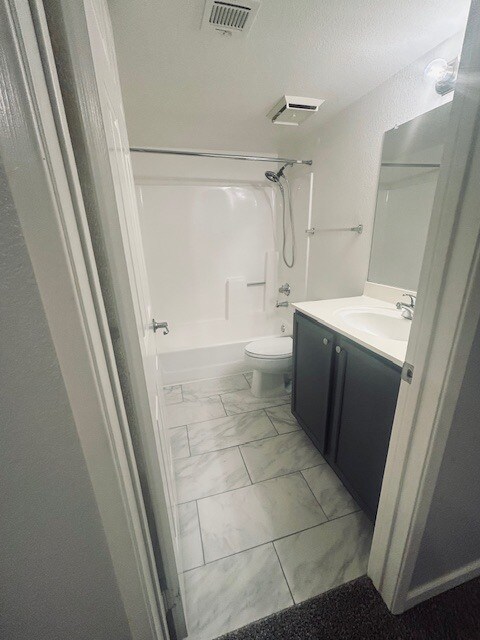 Building Photo - 1720 E Thunderbird Rd