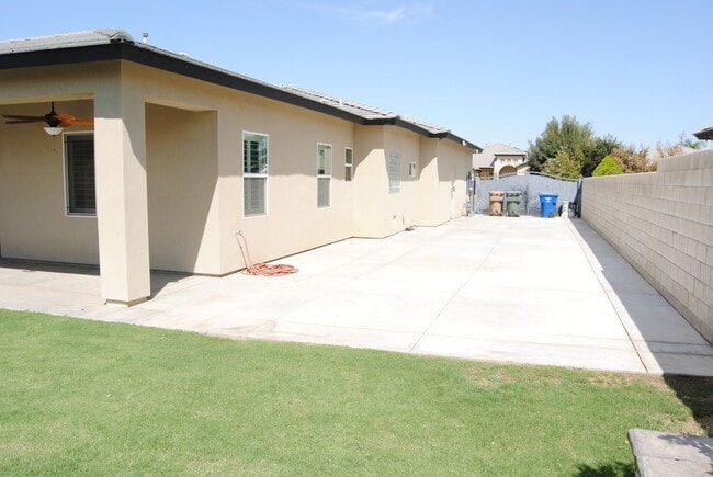 Building Photo - 14121 Prestonbrook Dr