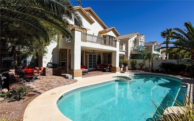 Building Photo - 1817 Corta Bella Dr