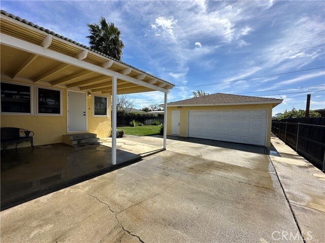 Building Photo - 4981 Lincoln Ave