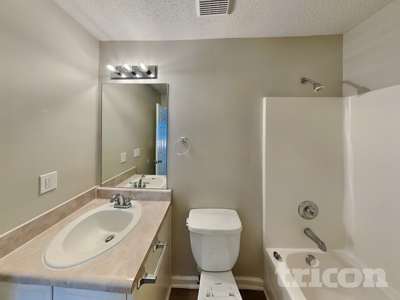 Building Photo - 7436 Petal Pl