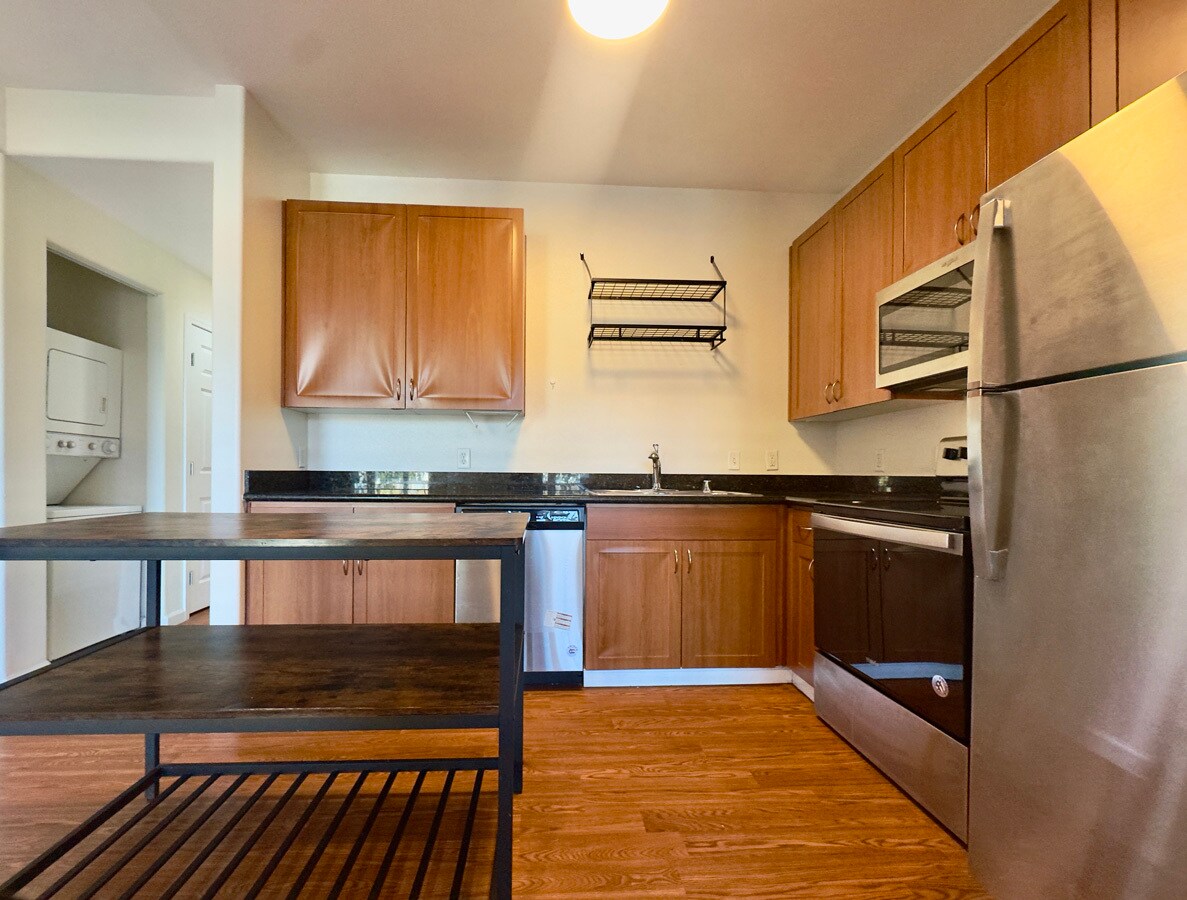 Building Photo - 1121 40th St