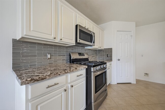 Building Photo - 13211 Barton Meadow Ln