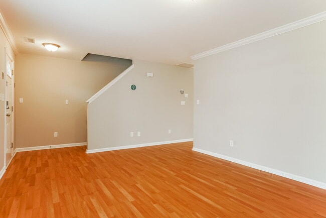 Building Photo - 4104 Taylor Oaks Dr