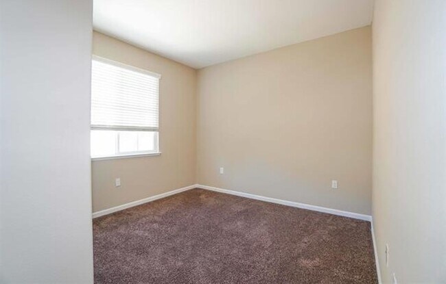 Building Photo - Charming Brentwood 4BD/3BA, Single-Family Home with 2 Car Garage!