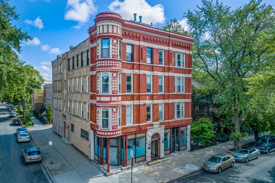 Building Photo - 2047 N Hoyne Ave