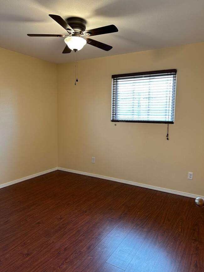 Building Photo - 7603 Mesa Del Oro Ln