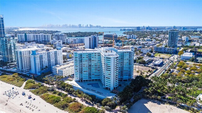 Building Photo - 7135 Collins Ave