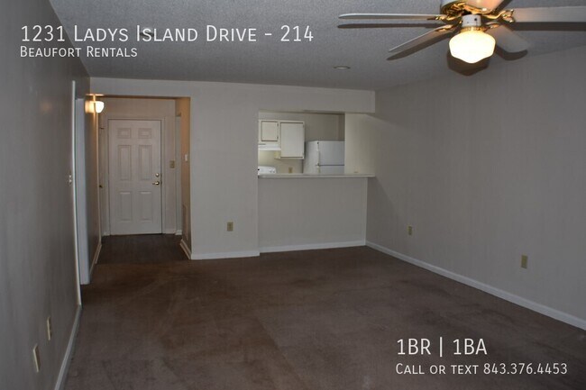 Building Photo - 1231 Ladys Island Dr