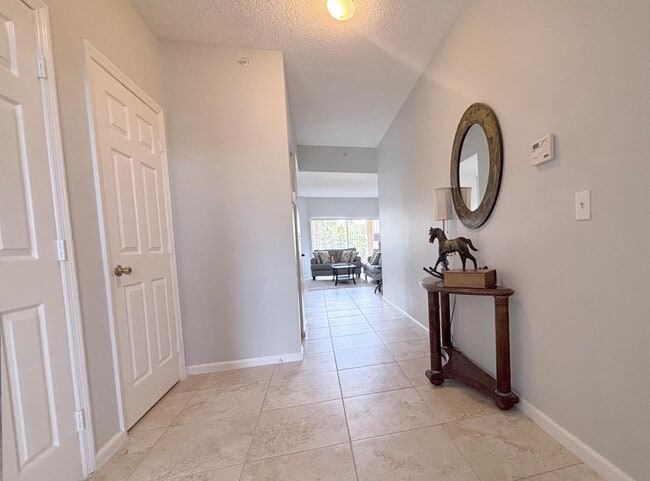 Building Photo - 2080 Greenview Shores Blvd