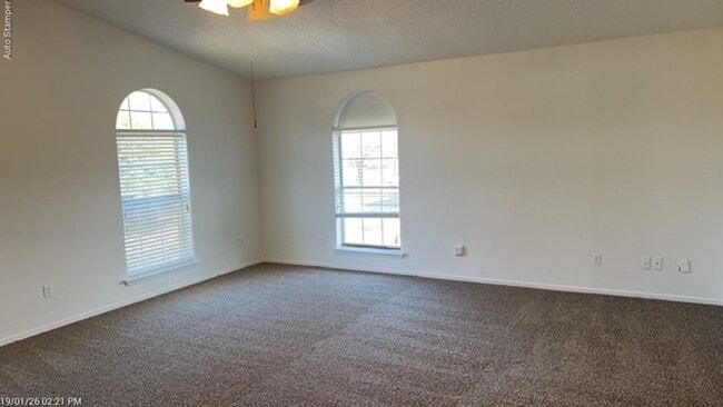 Building Photo - 905 Rose St