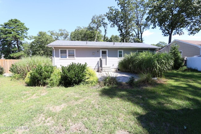 Building Photo - 709 Marys Dr