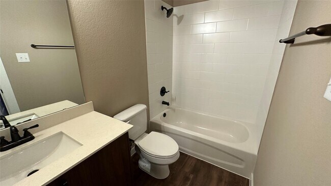 Building Photo - 9832 Grosbeak Ln