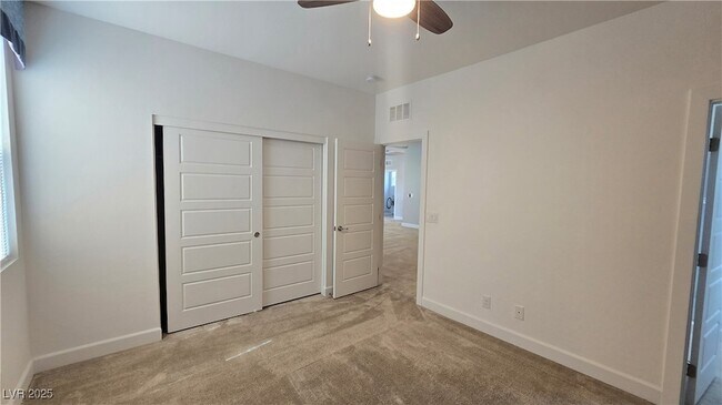 Building Photo - 1027 Whitworth Ave